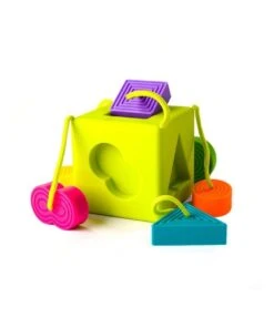 FAT BRAIN TOY CO. OombeeCube for Baby/Infants 10-36m Rubbery Shapes Sorting Toys